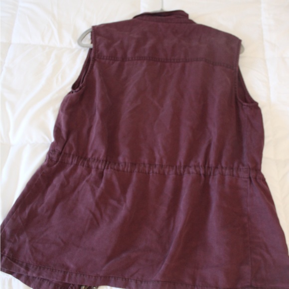 ALTERD STATE Maroon Vest - Picture 5 of 7